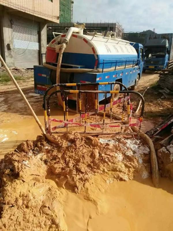 阿拉山口工地淤泥清淤