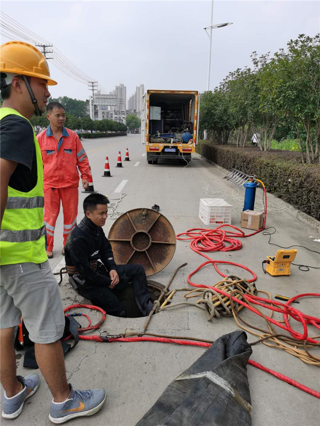阿拉山口翻衬法管道修复技术主要工序