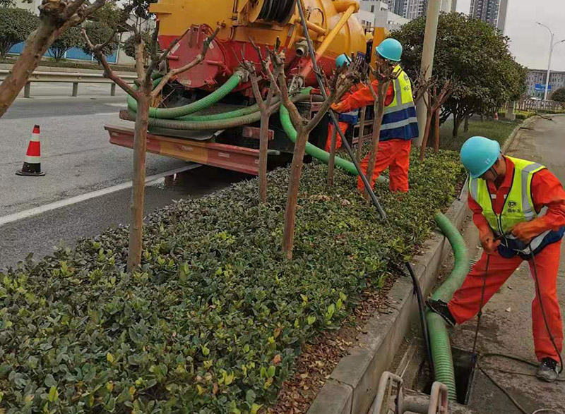 阿拉山口市政管道清淤